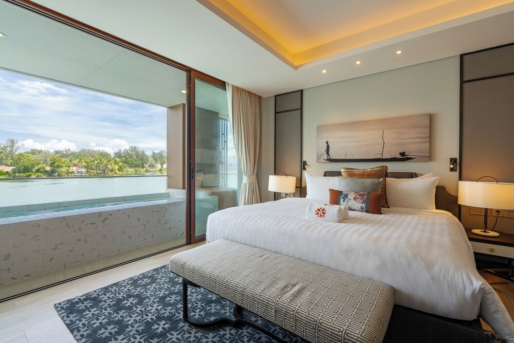 ANGSANA Oceanview in Laguna area