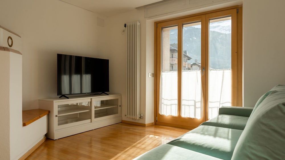 Milano 20 in Bormio With 1 Bedrooms and 1 Bathrooms