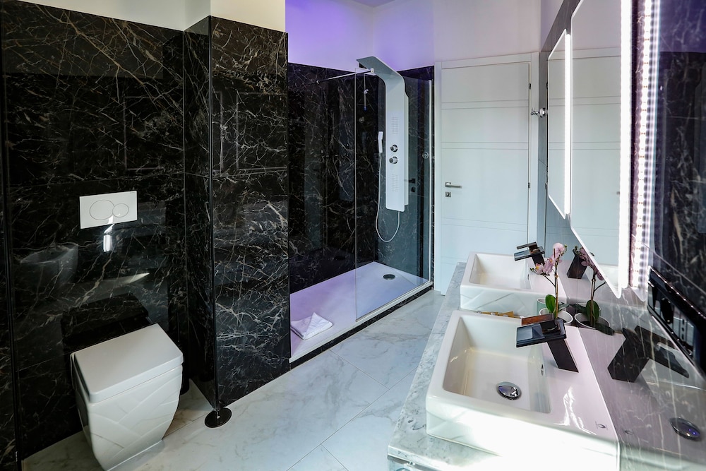EscapeSuite Domus Collection