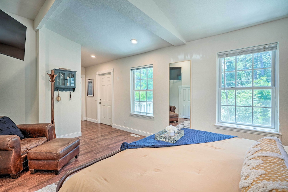 Miscellaneous Market Vacations - Downtown Nevada City 1900 Victorian Retreat! - Property Image 2