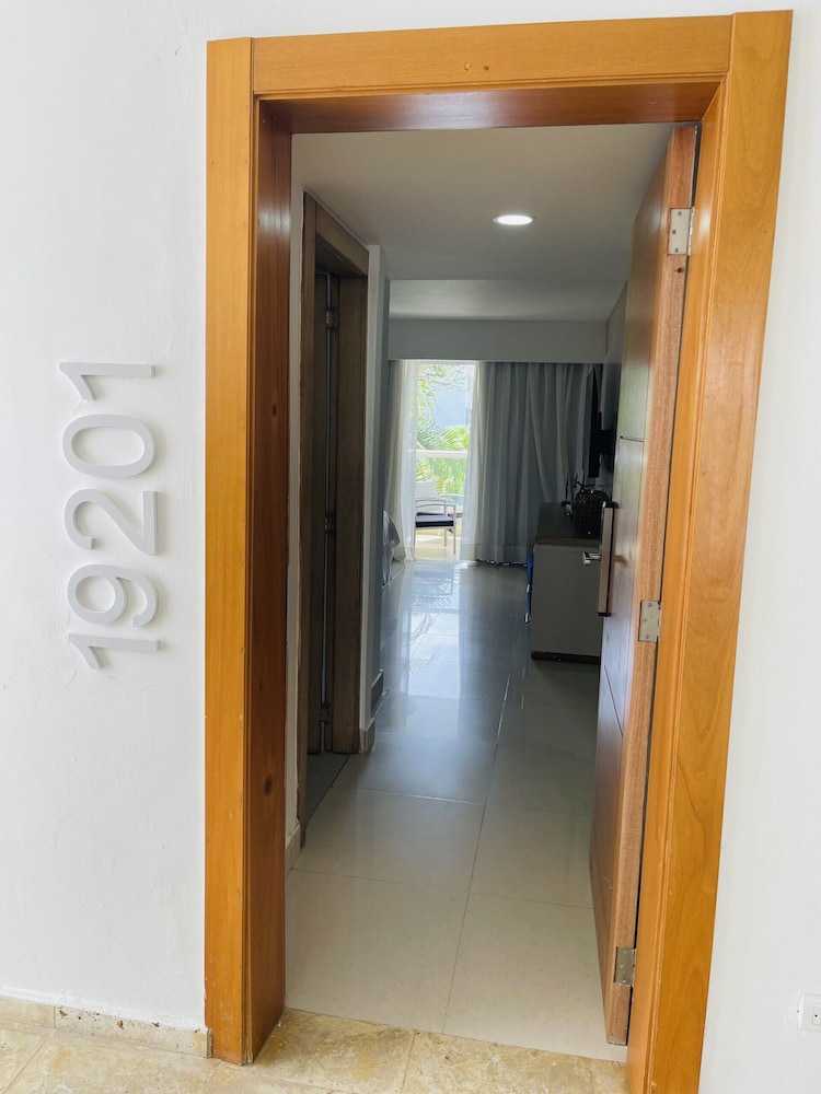 Playa Dorada King Bed Beachfront