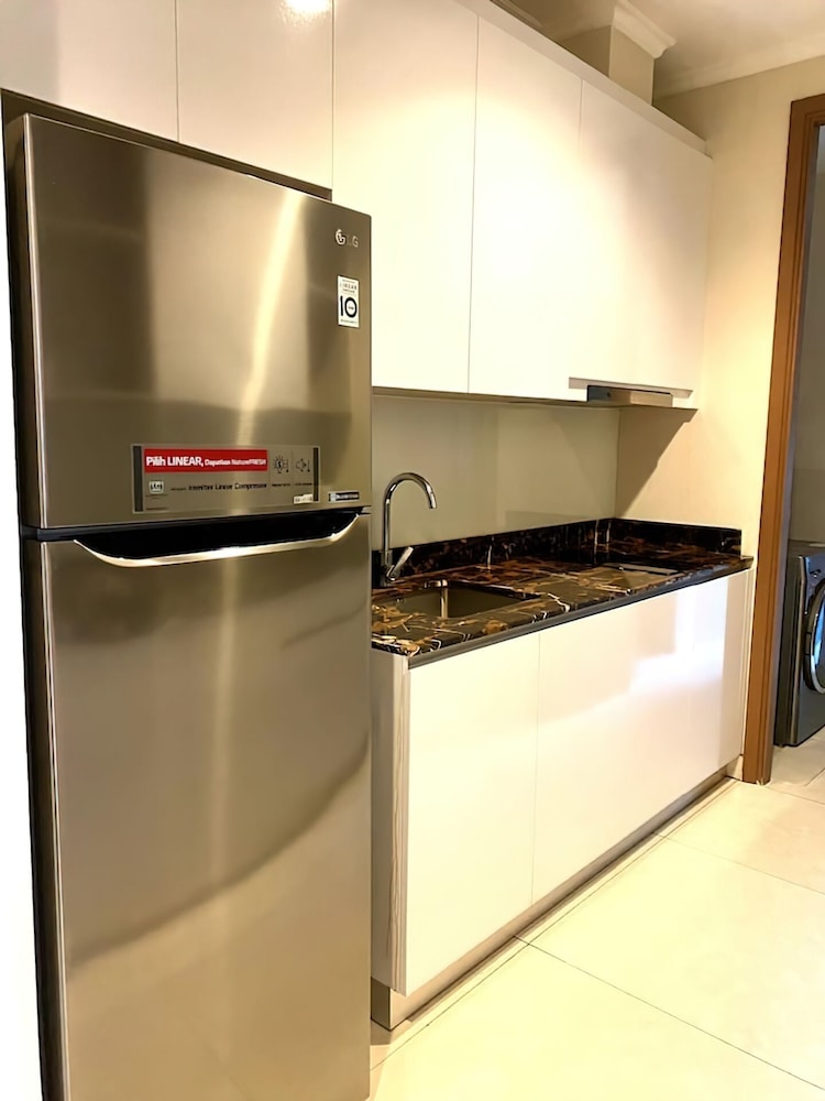 Premium Taman Anggrek Residences
