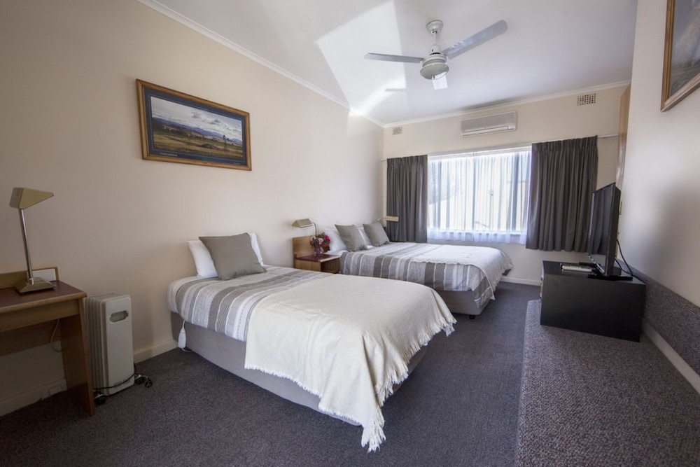 Cooma Motor Inn