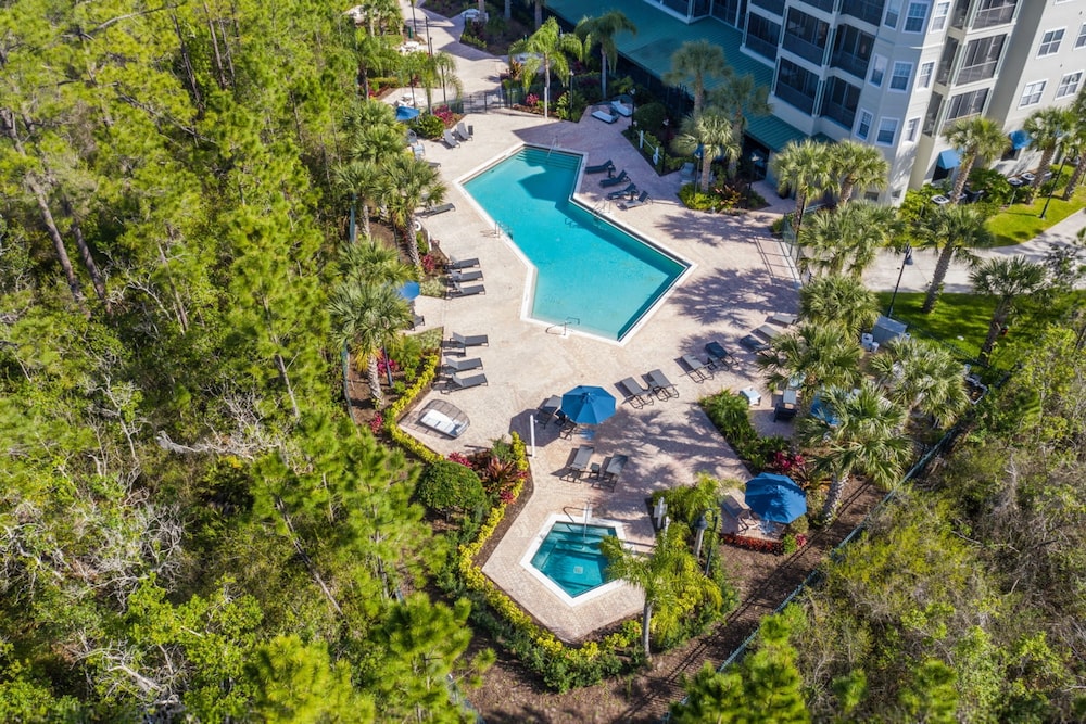 3BR Condo - Pool Hot Tub Sauna - Near Disney