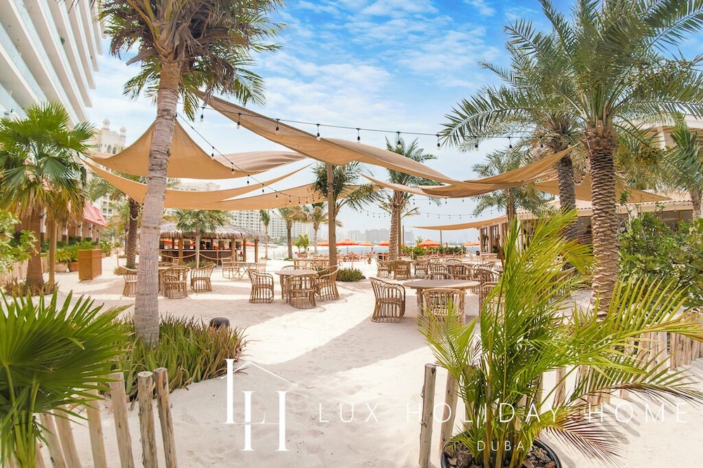 LUX Holiday Home - Azure Residence 5