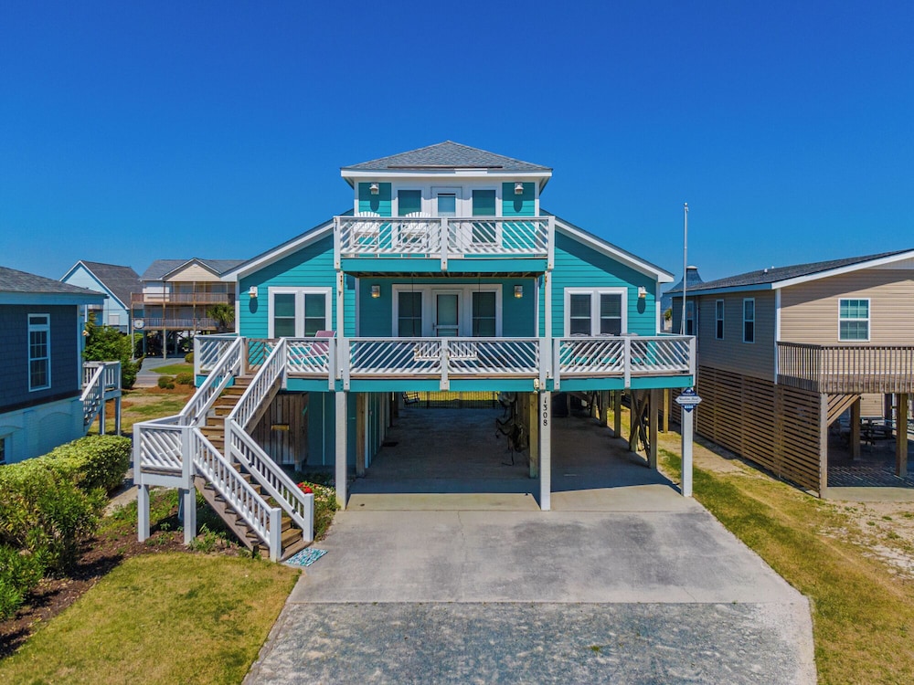 The Water Bear by Topsail Realty