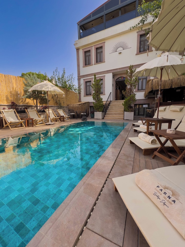 Parna Hotel - Image 14