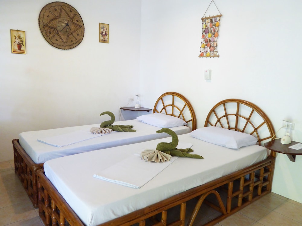 Marcosas Cottage Resort