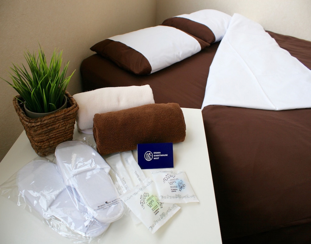 Osaka Guesthouse Nest - Hostel