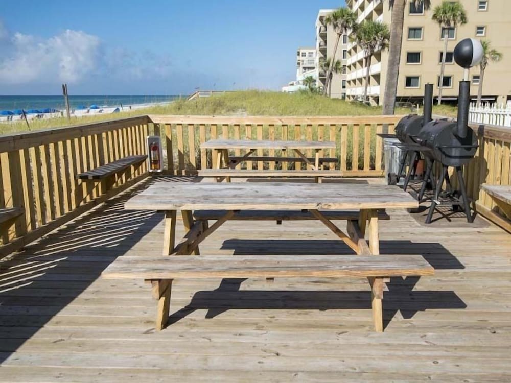 Emerald Isle Fort Walton Beach by Southern Vacation Rentals