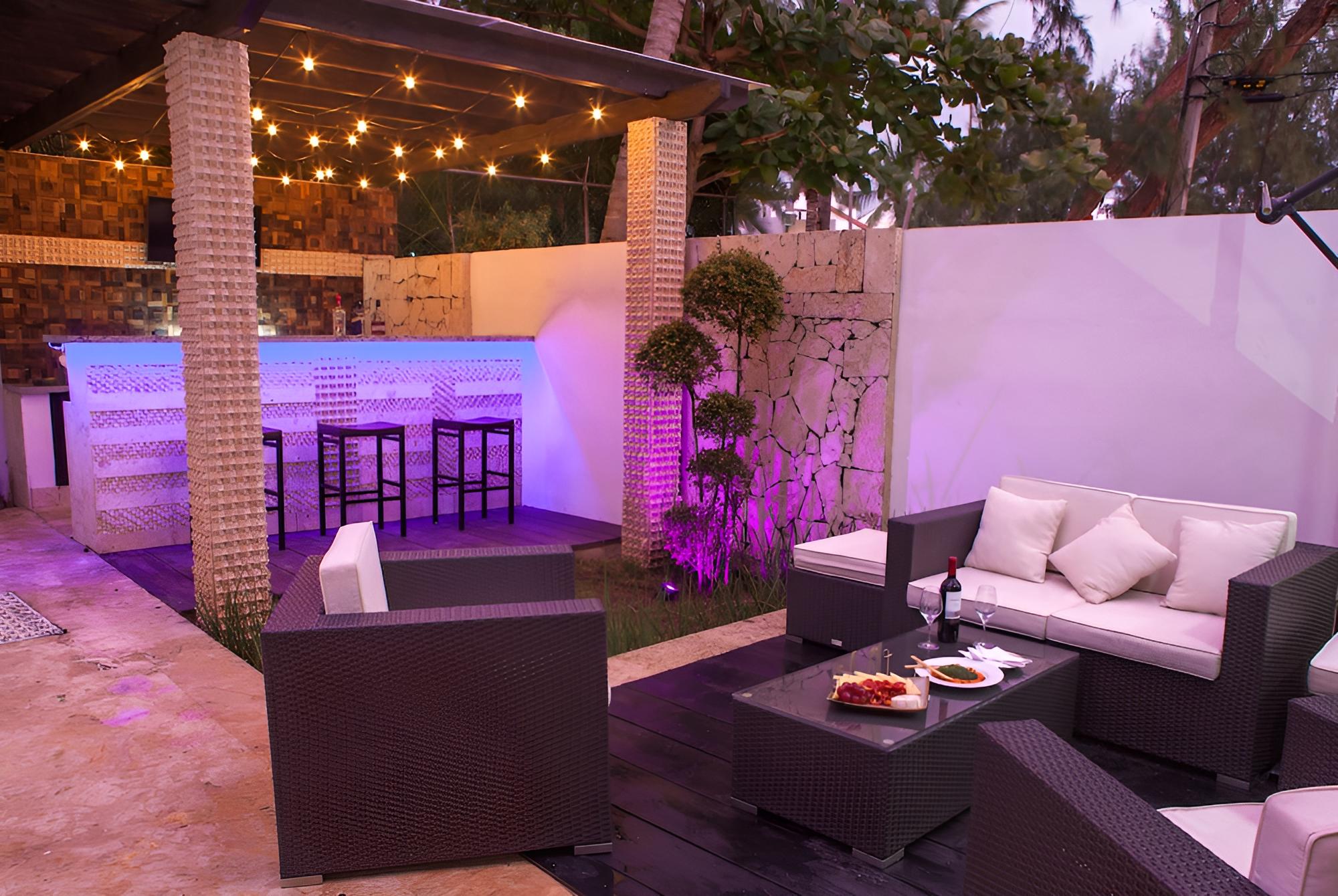Chateau del Mar