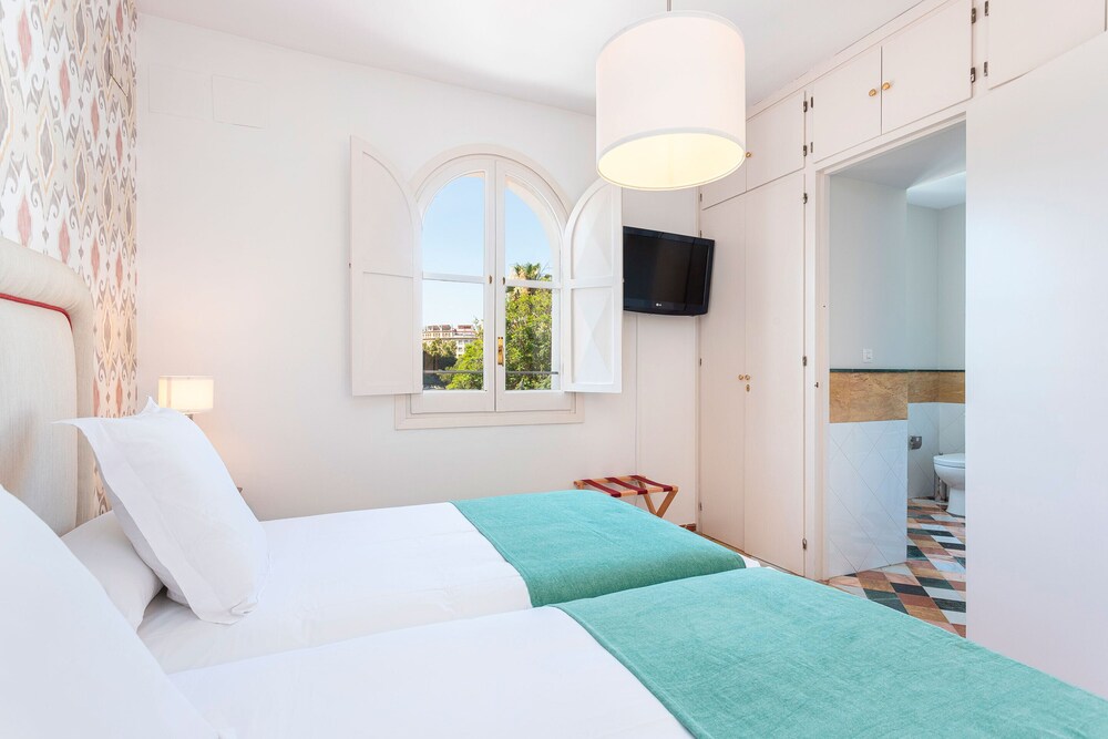 Traditional House With Private Terrace. Campamento