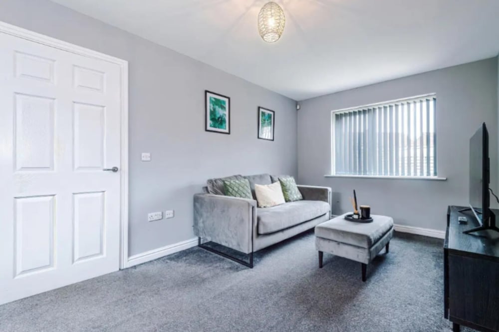 House 3 Bed Sleeps 6 -pets Ok -patio -free Parking