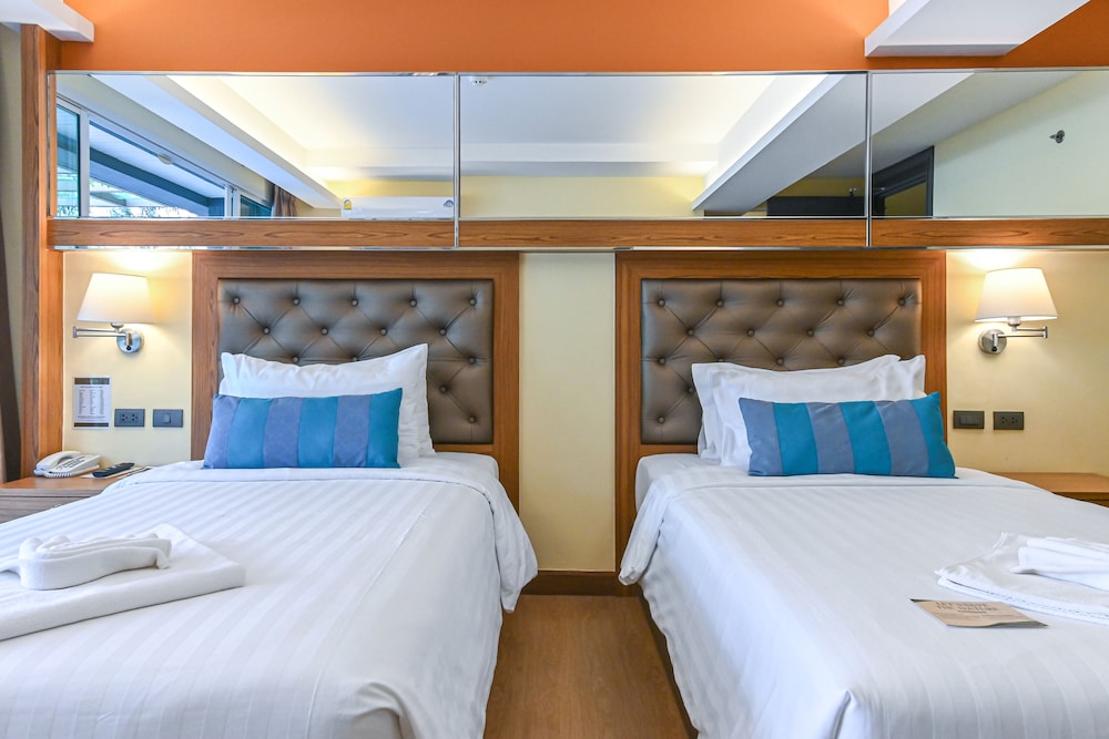 Golden Sea Hua Hin