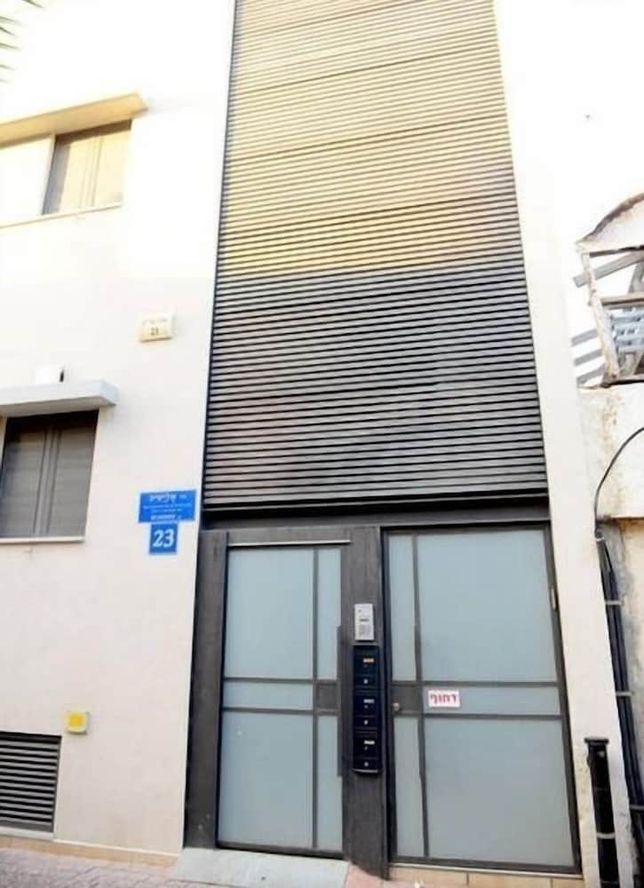 Sea Suites Apartments