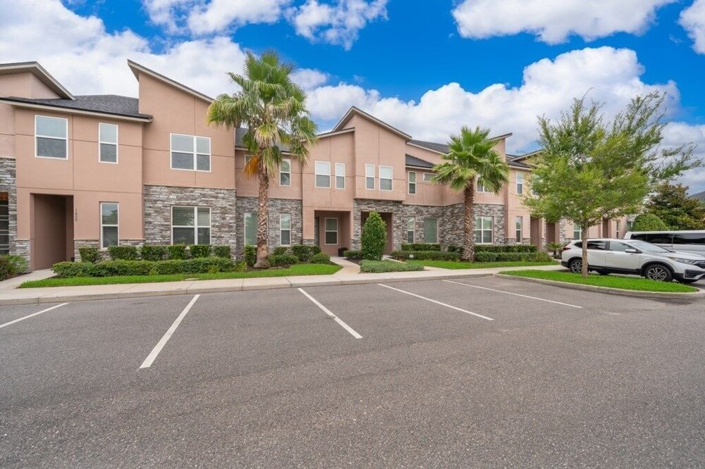 New! Modern Townhome Near Disney! Splash Pool, Resort W/waterpark-8206sa 3 Bedroom Townhouse