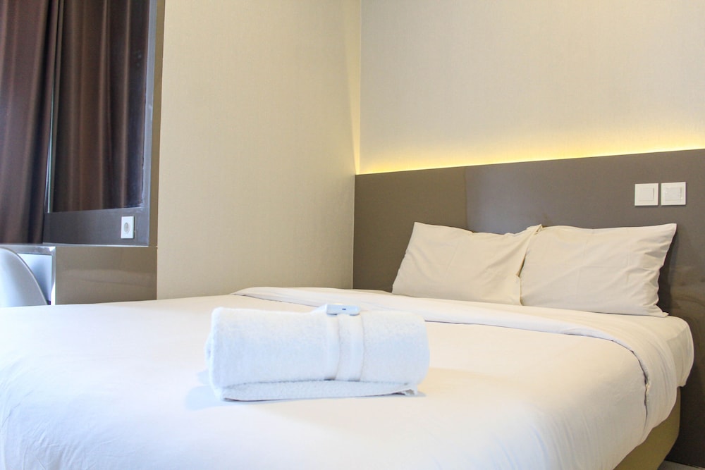 New Furnished with City View 2BR Apartment M-Town Residence view 4