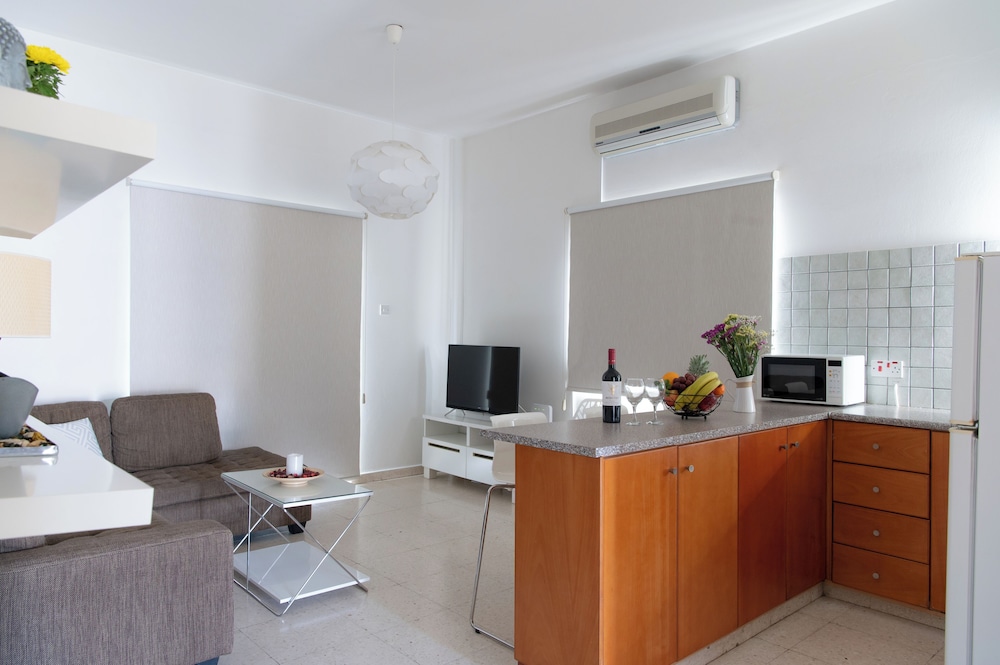 Themis Apartments