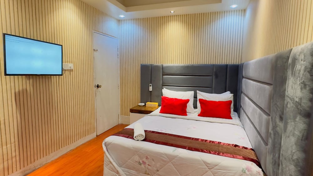 Rezala Sweet Home Uttara