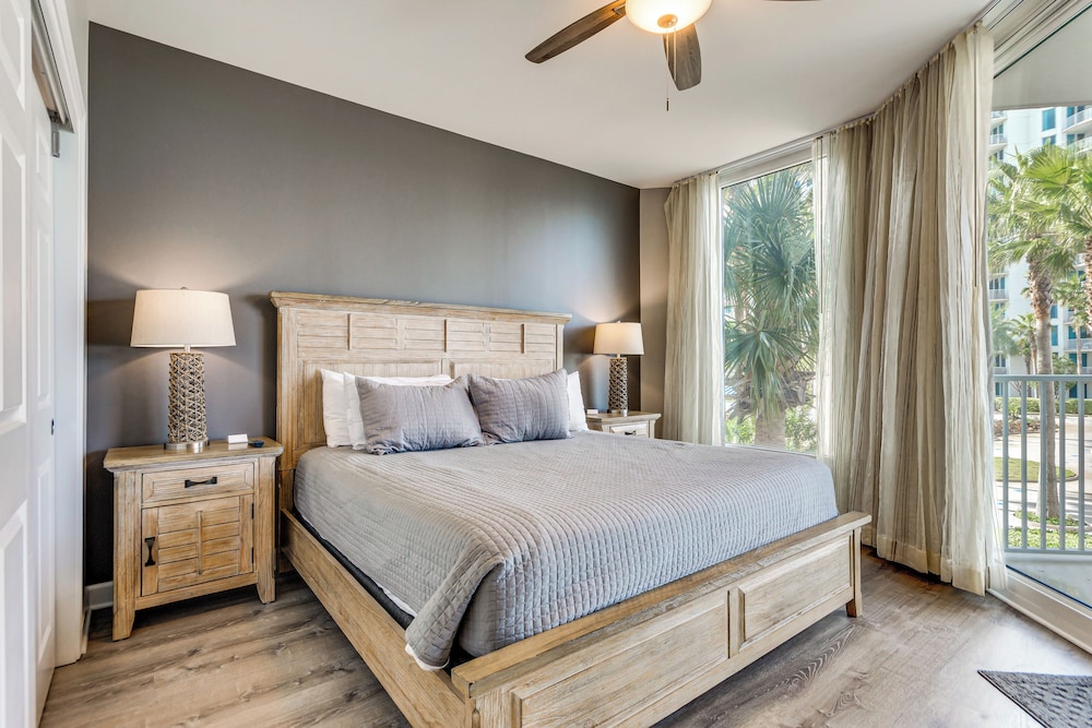 1 Mi to Henderson Beach: Condo w/ Resort Perks!