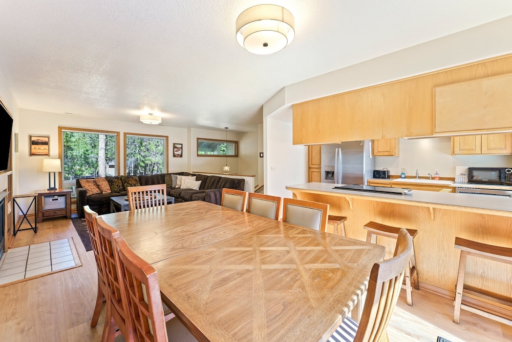 6 Approach 4 Bedroom Home