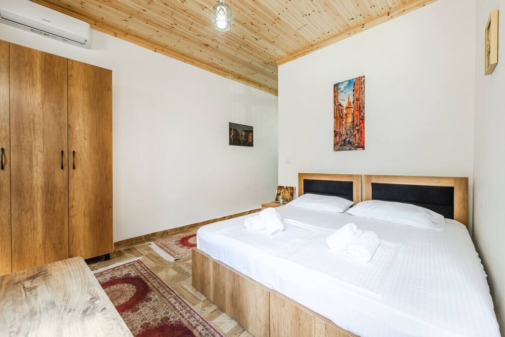 Saraci Rooms 2 in Gjirokast r