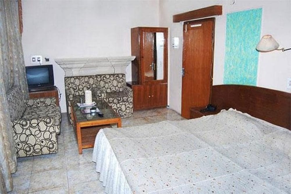 Photo 9
