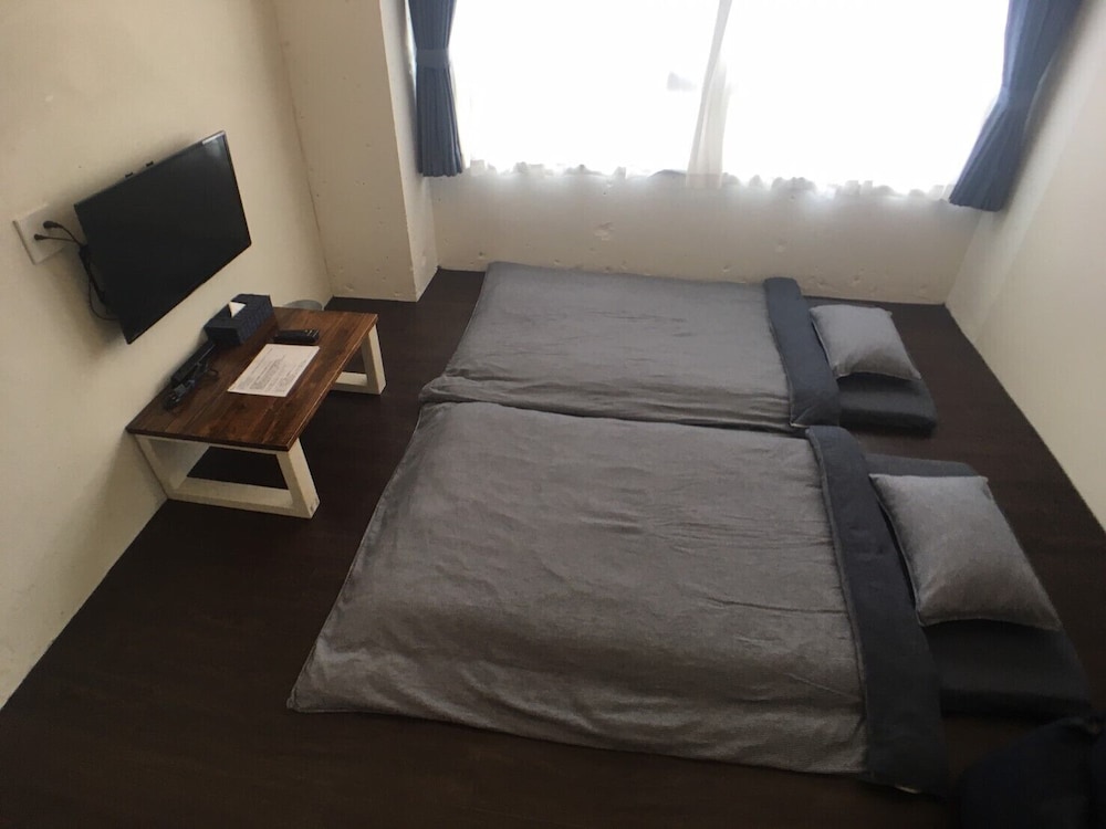 GOLDEN MILE Hostel view 3