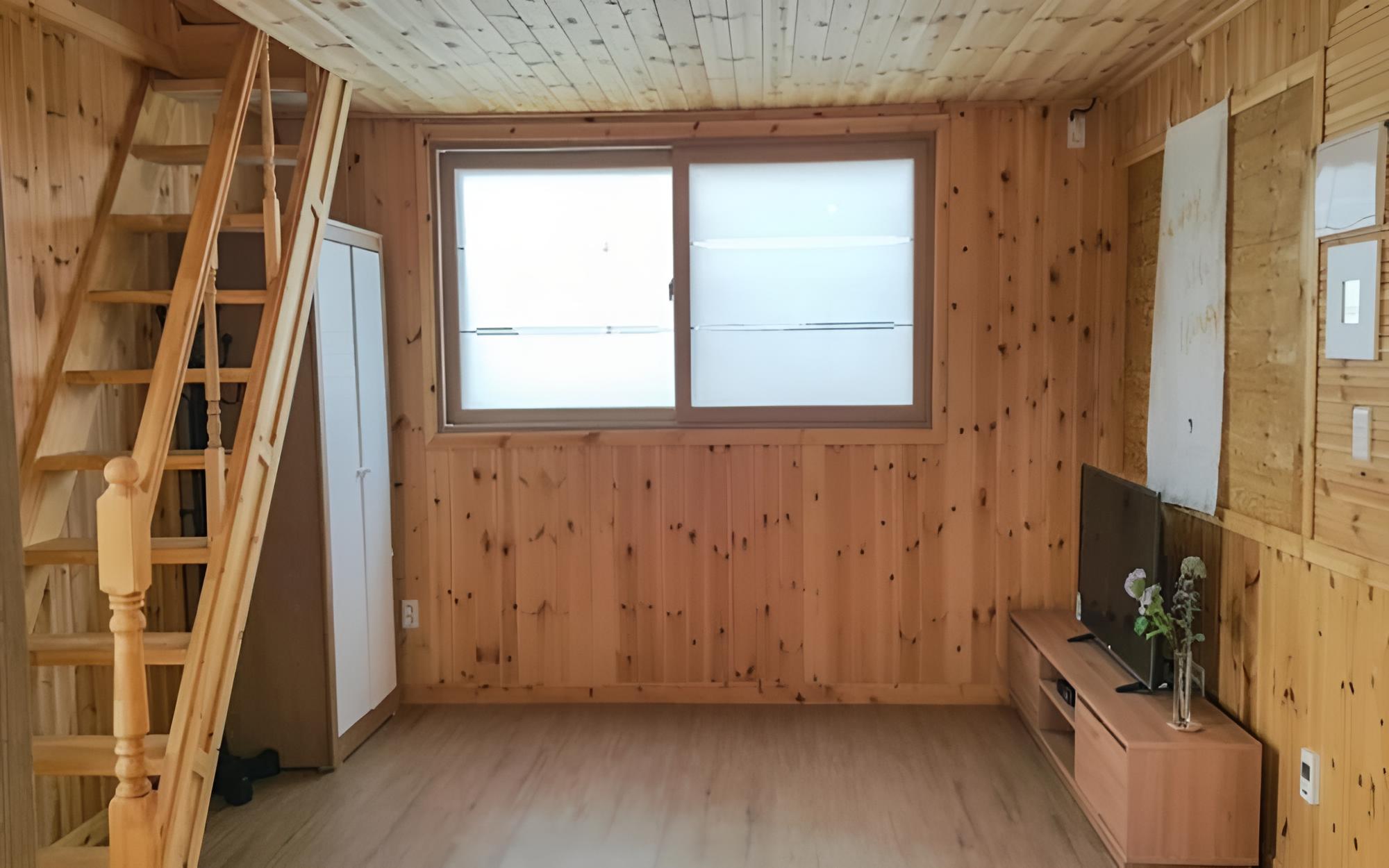 Gyeongju Feel House Pension
