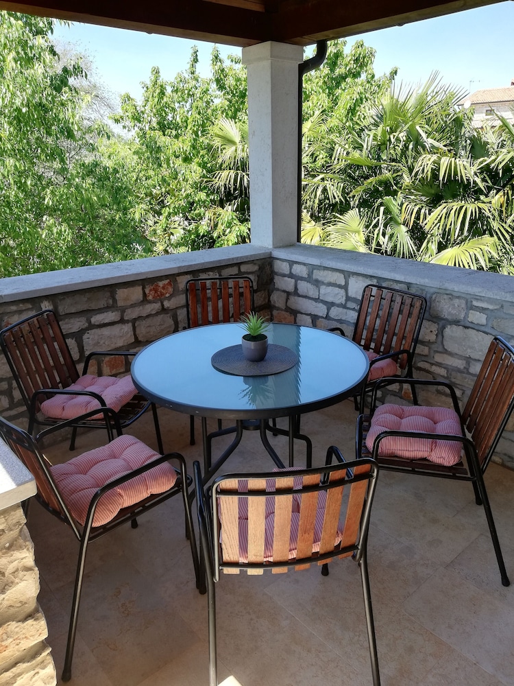 Villa Valeta 500 Meters From the Beach view 2