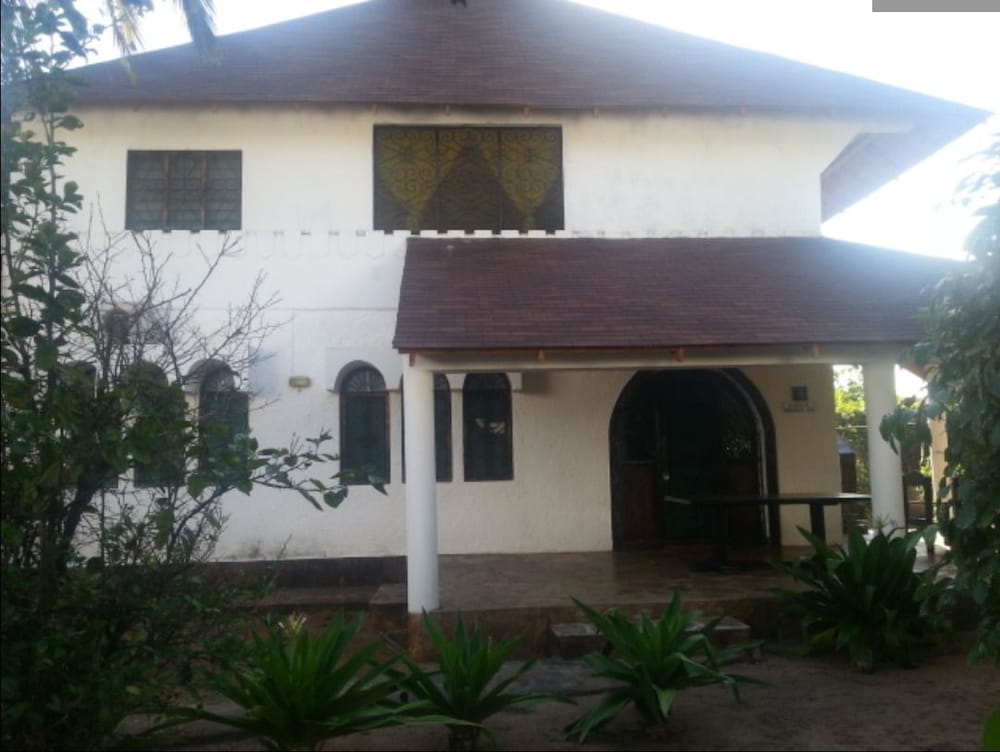 Coral Sea Villas