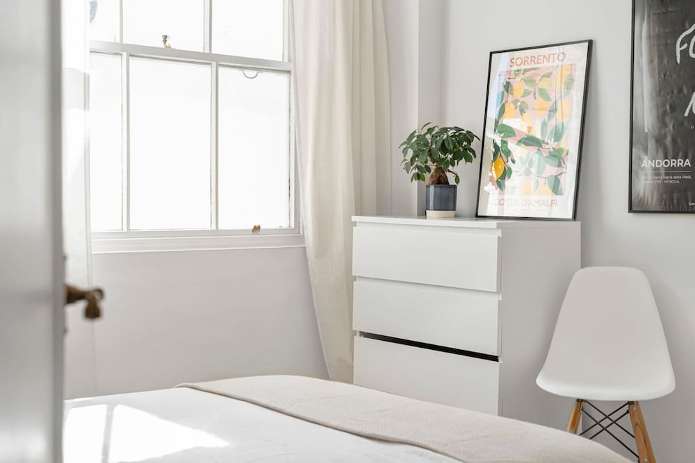 2-bed Knightsbridge Home