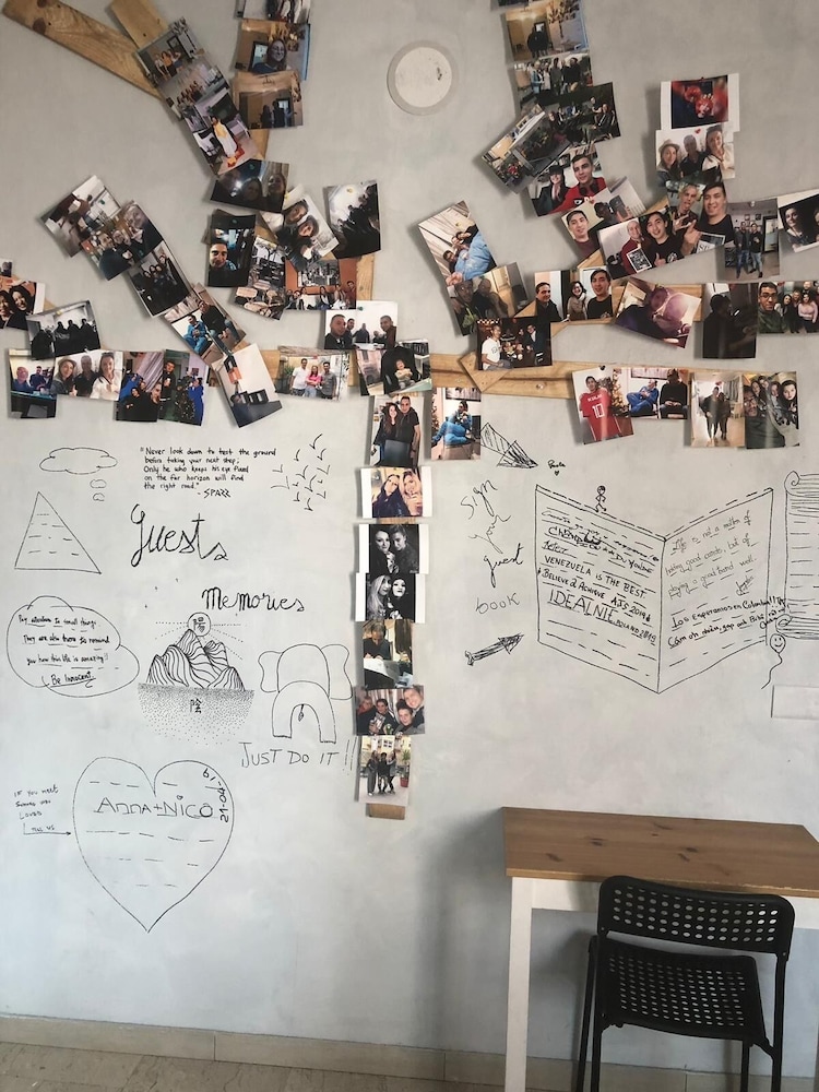 Lion University & Youth Hostel Milano