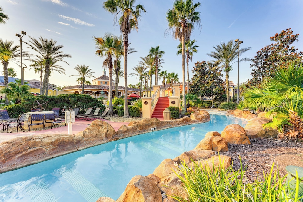 9 Mi to Disney: Gated Resort Escape w/ Pool Access