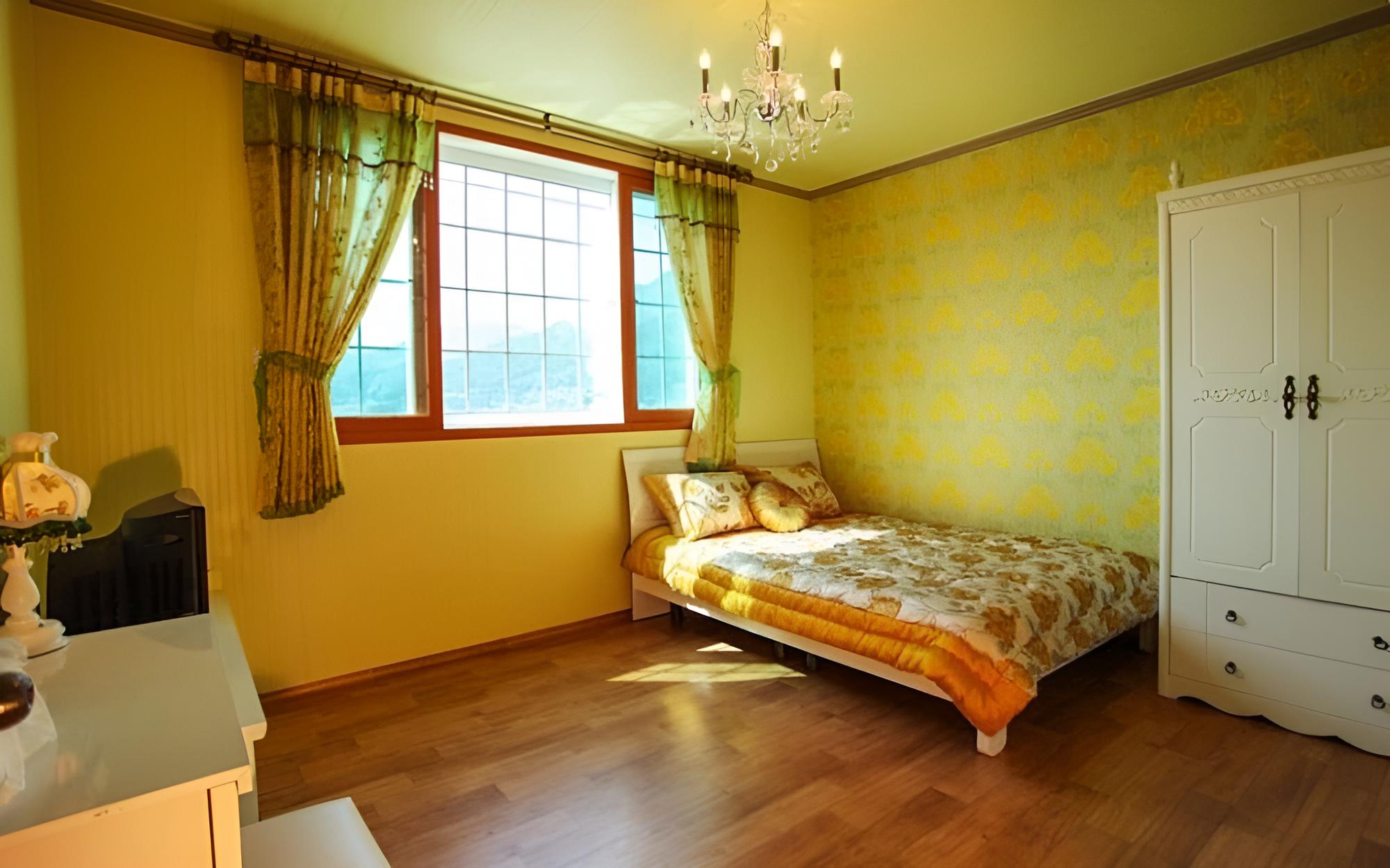 Geojedo White Pension view 3