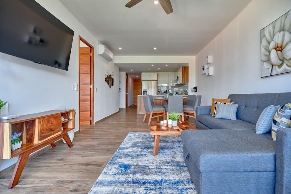 Brand New 2BR Apt - Infinity Pool - Versalles