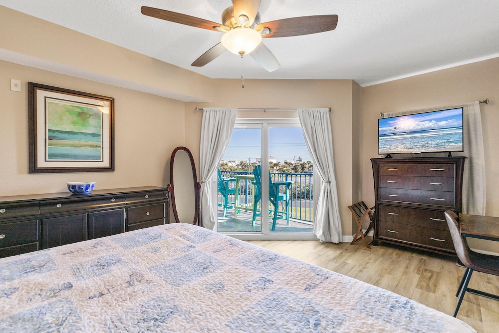 Oceanwalk 3-304
