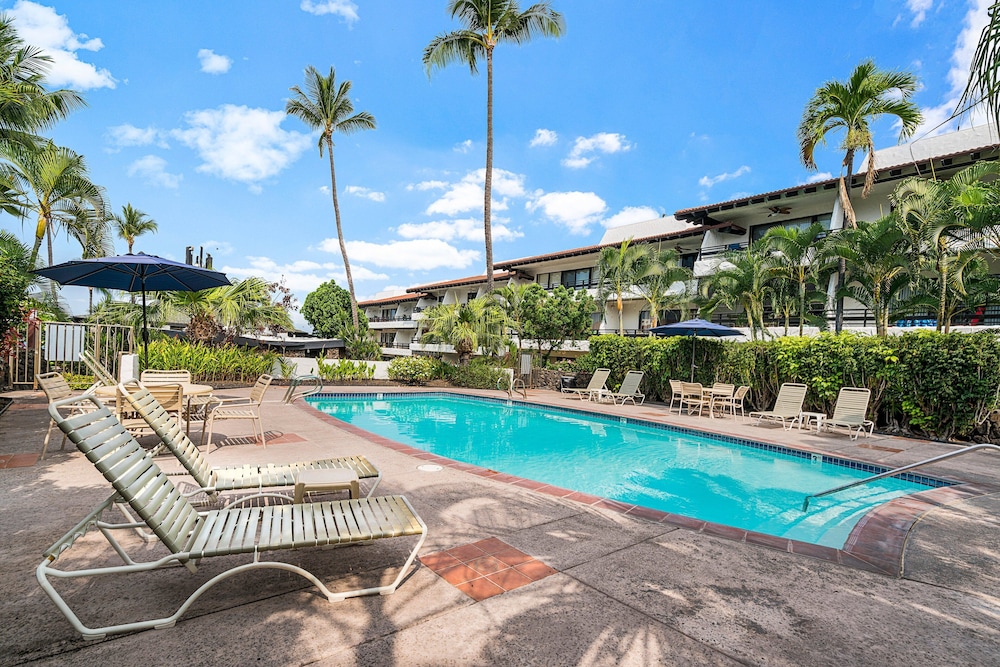 Close to Complex Amenities - Ground Floor - Nice Unit - Vrkcv view 3
