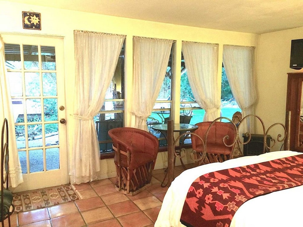 Casa del Sol Bed and Breakfast - Property Image 5