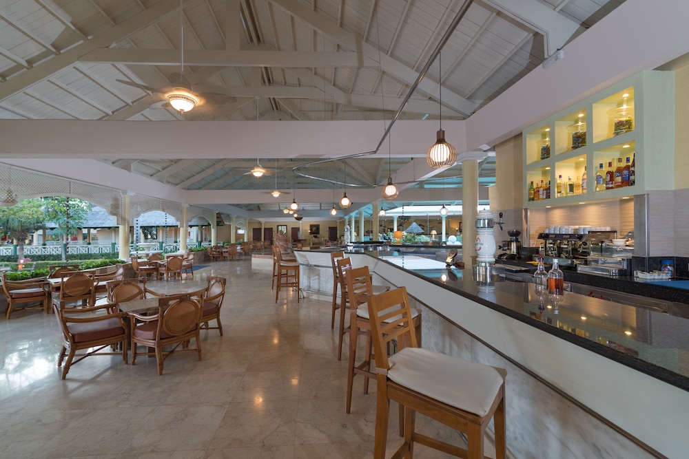 Punta Cana Vacations - Iberostar Waves Punta Cana - All Inclusive - Property Image 74