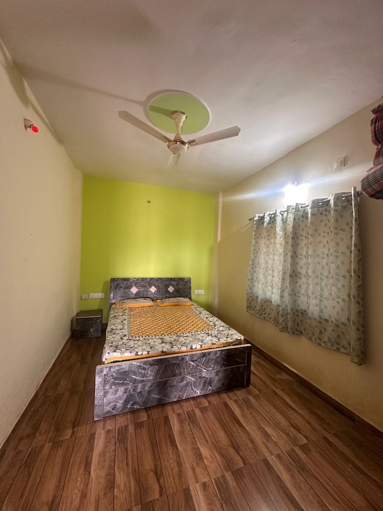 Hotel Sarnobat Eagle Nest