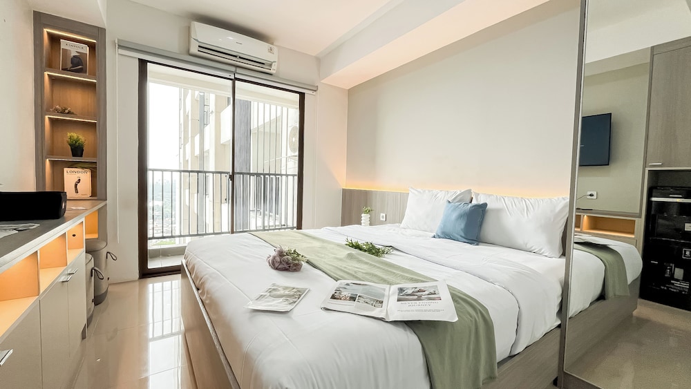 Modern Look Studio At Anwa Residence Apartment