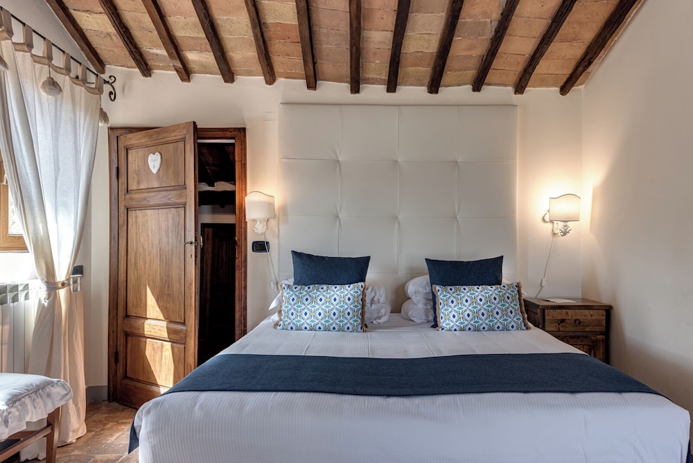 Borgo San Quirico d'Orcia B&B - Capitano Collection - Albergo diffuso photo 3