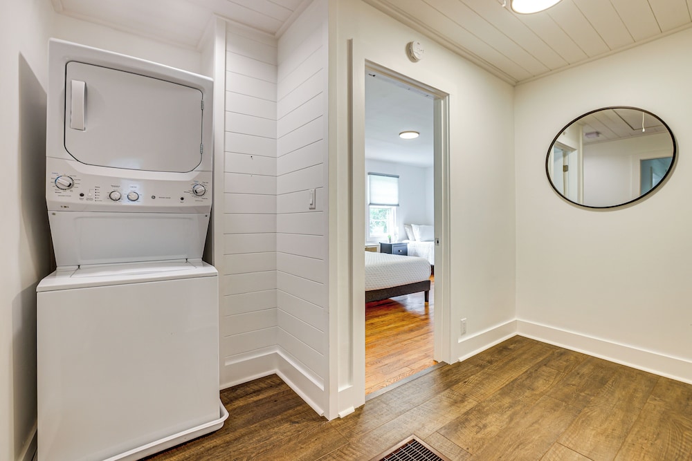 Families Welcome, Fenced Yard: Inviting Greer Home