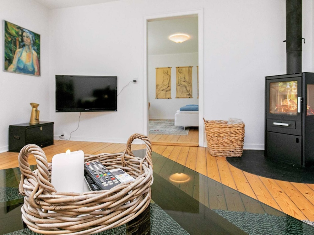 6 Person Holiday Home in Hjorring view 3