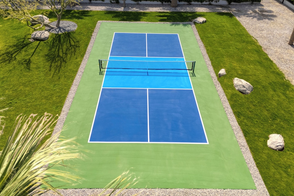 The Polo Villas by AvantStay – Modern Oasis Near Empire Polo Club