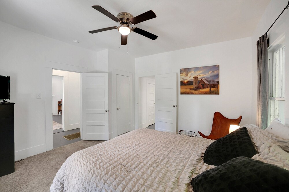 Magnolia House Walk To Festival Park 3 Bedroom Home