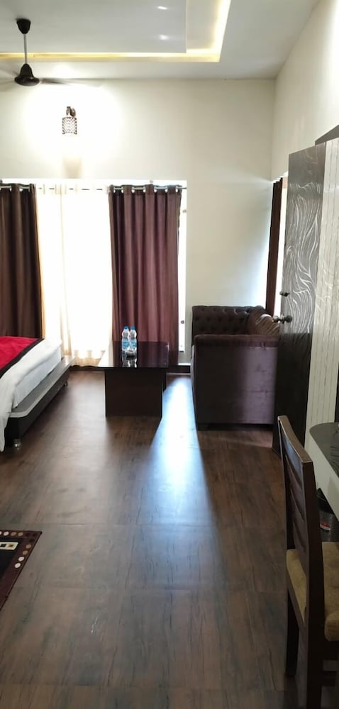 Kingfisher resorts