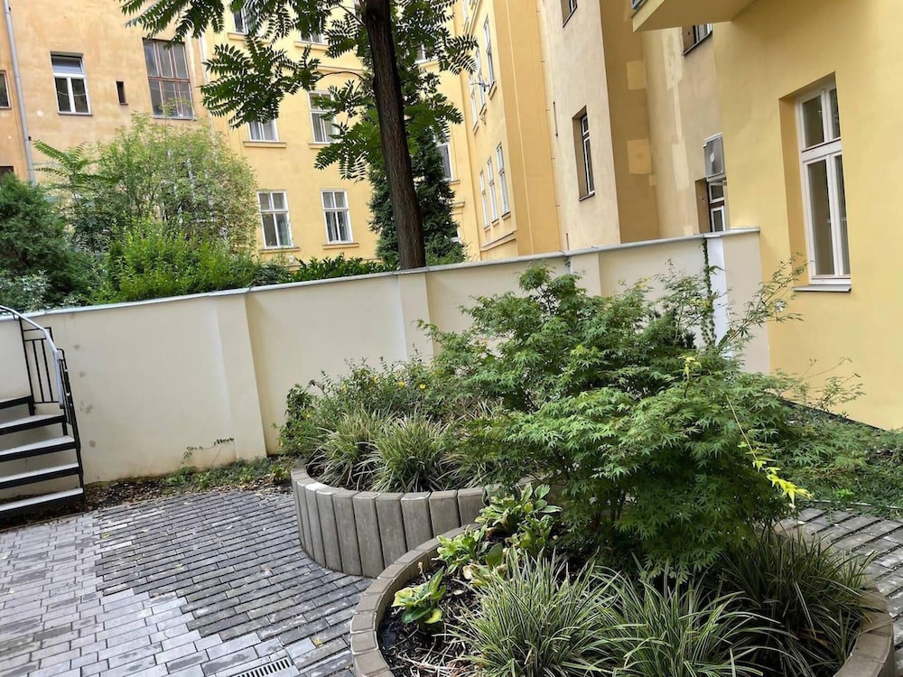 2-bed Apartment in Praha