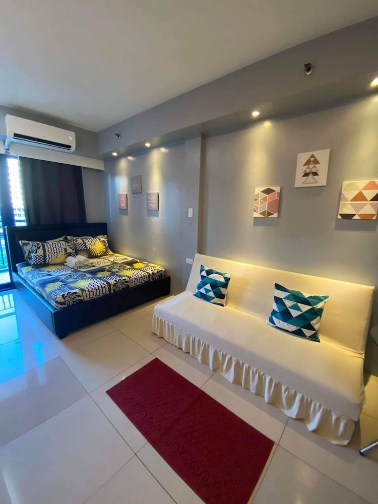 Annesea staycation view 4